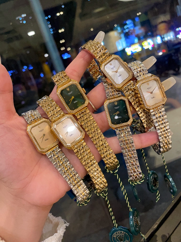 ブランド時計正面デザイン